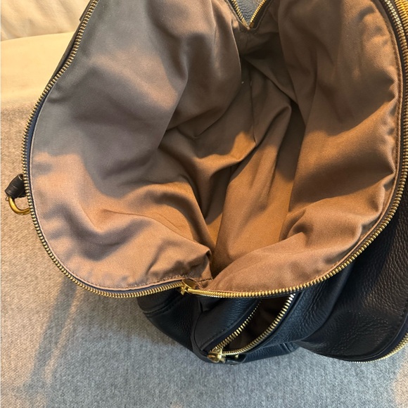 Beautiful vintage JCREW large, genuine pebble leather satchel. - Picture 6 of 14